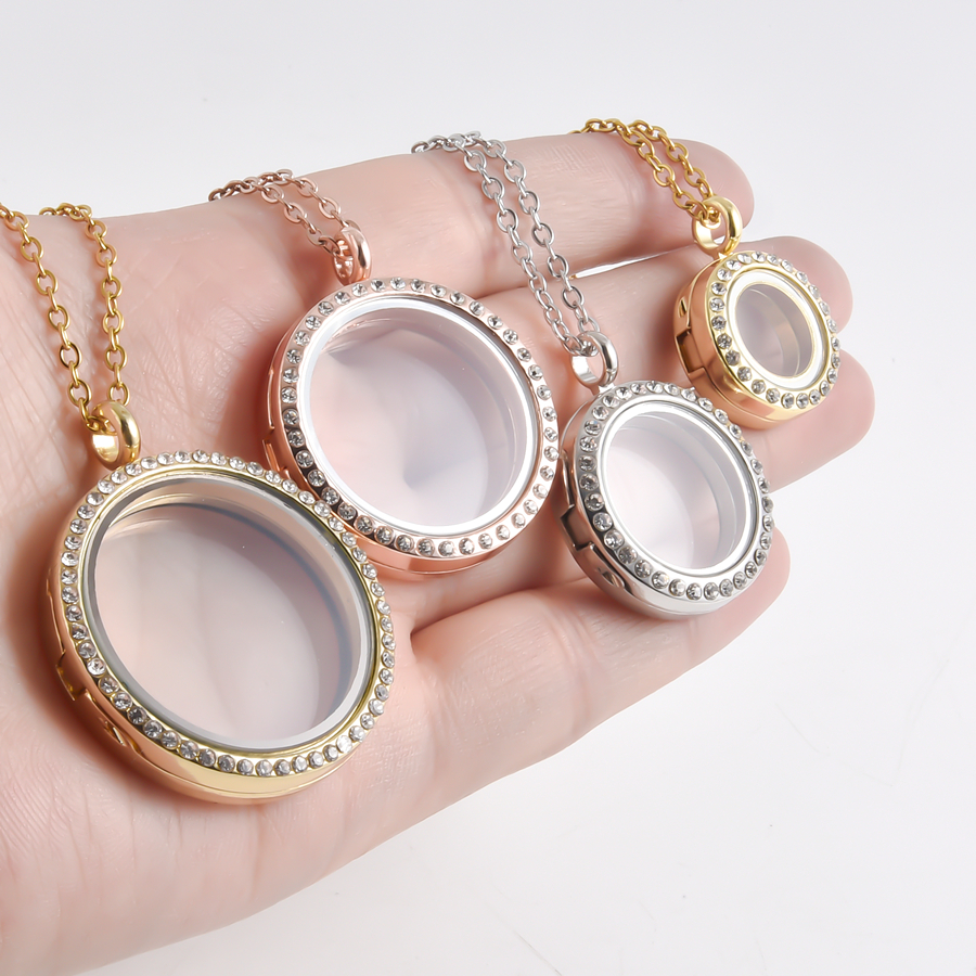 Alloy Round Shiny Rhinestone G - Men Accessories Locket ulasan dan harga