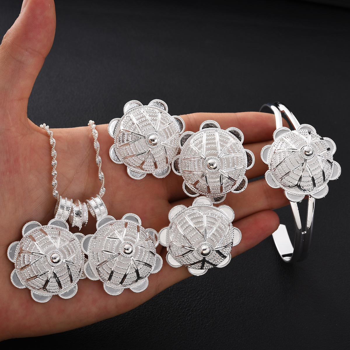 Africa Silver Color Jewelry Ac - Men Accessories In Dubai ulasan dan harga