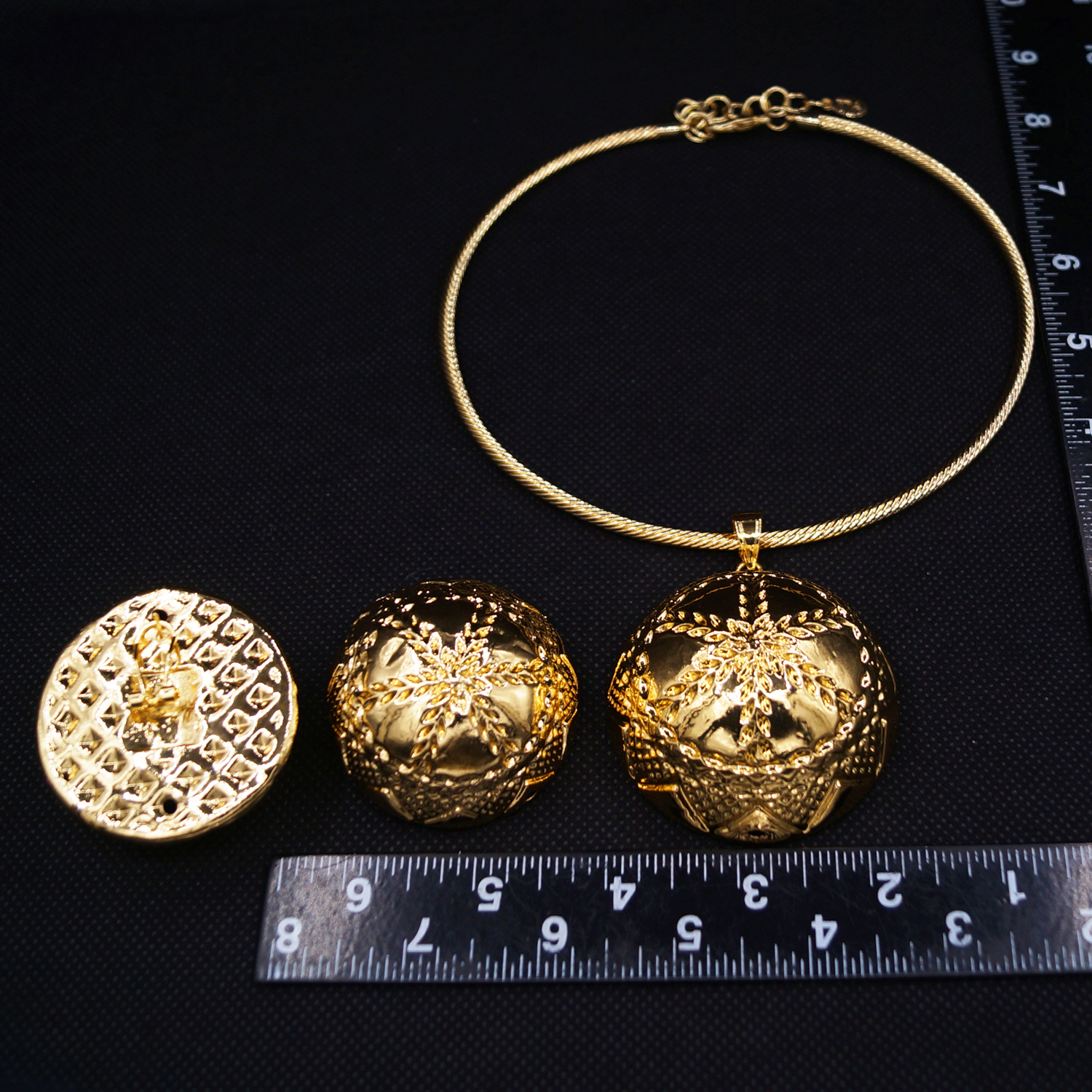 A two-piece set of hollow copp - Men Accessories In Dubai ulasan dan harga
