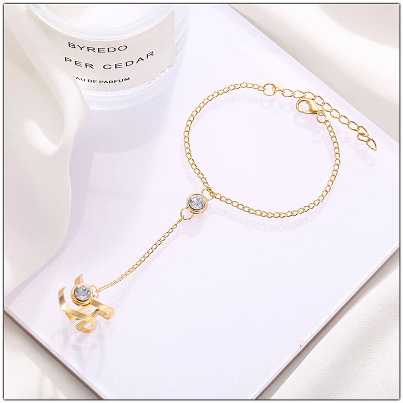 Geometric Hollow Love Heart Si - Men'S Accessories Hand Bands ulasan dan harga