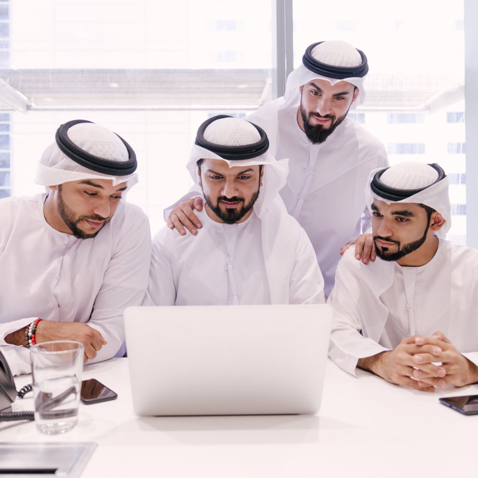 Arab Shemagh Headband for Men  - Men Accessories In Dubai ulasan dan harga
