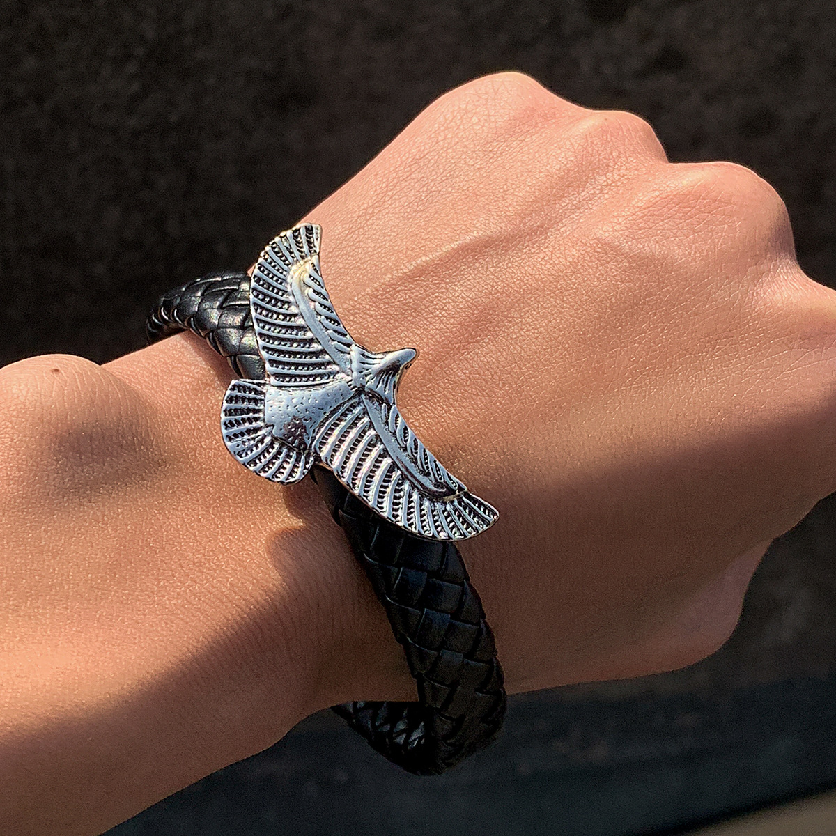 Fashion Eagle Bracelet for Men - Men'S Accessories Hand Bands ulasan dan harga