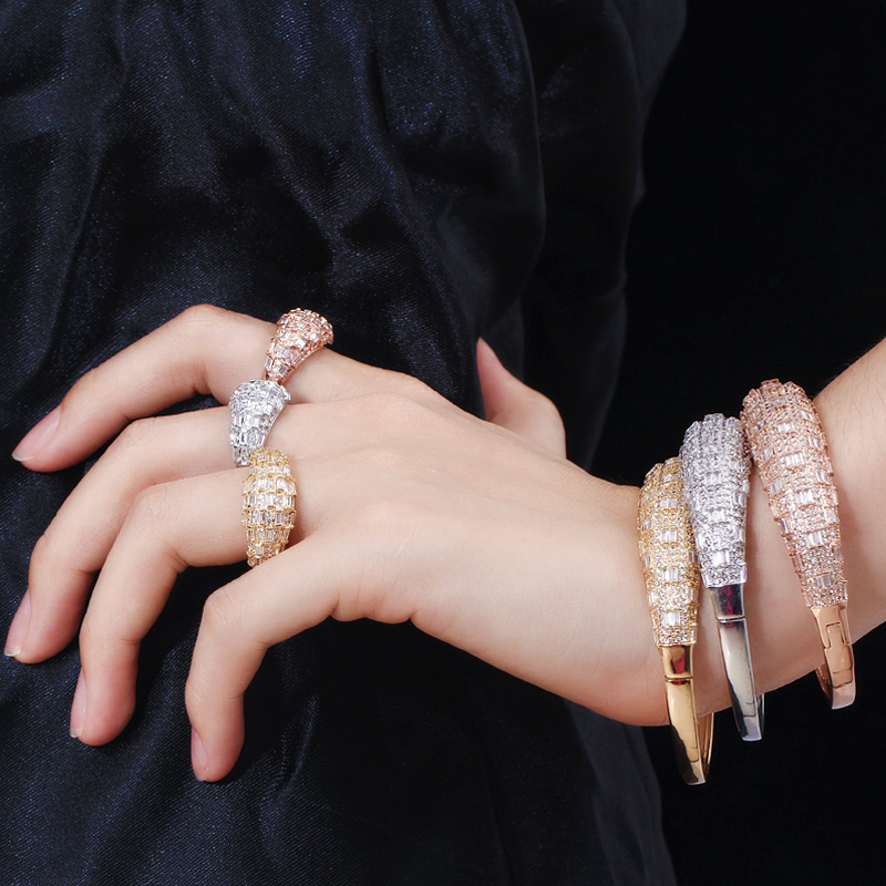 Pera Luxury Dubai Gold Color S - Men Accessories In Dubai ulasan dan harga