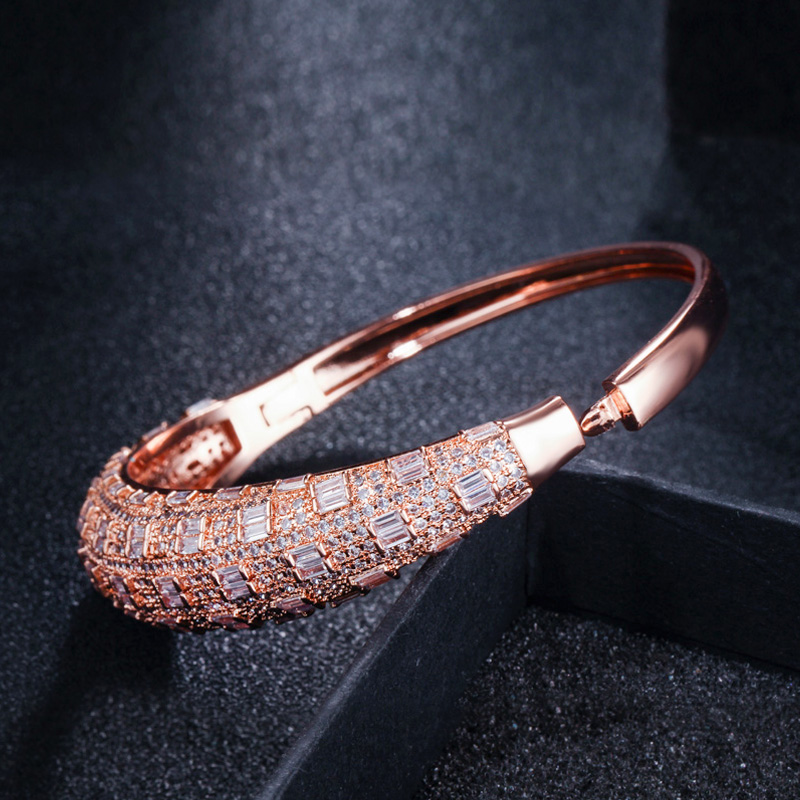 Pera Luxury Dubai Gold Color S - Men Accessories In Dubai ulasan dan harga